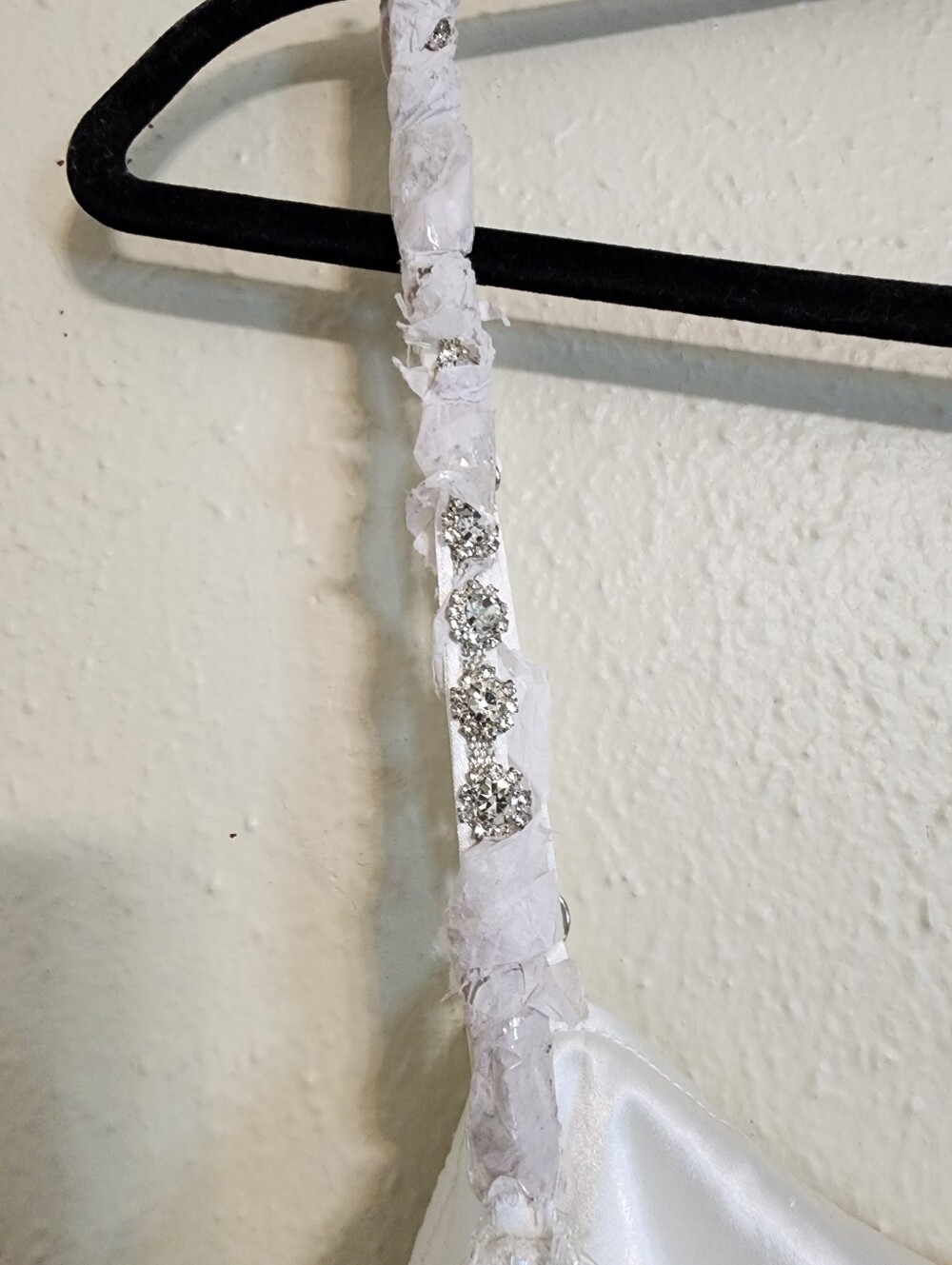 Show Me Your MuMu White Beaded Fringe Crop Top - Picture 8 of 9